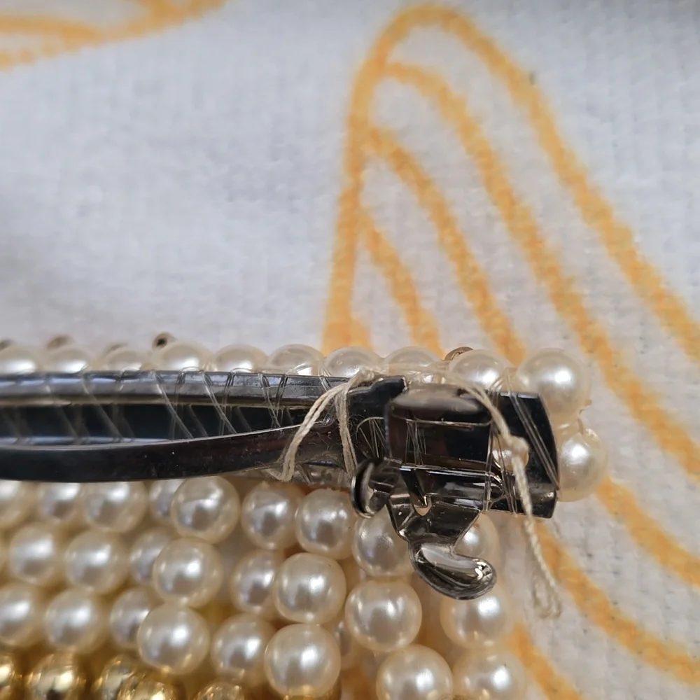 EUC - Vintage Faux Pearl and Gold Beads Hair Clips, Bundle of 3